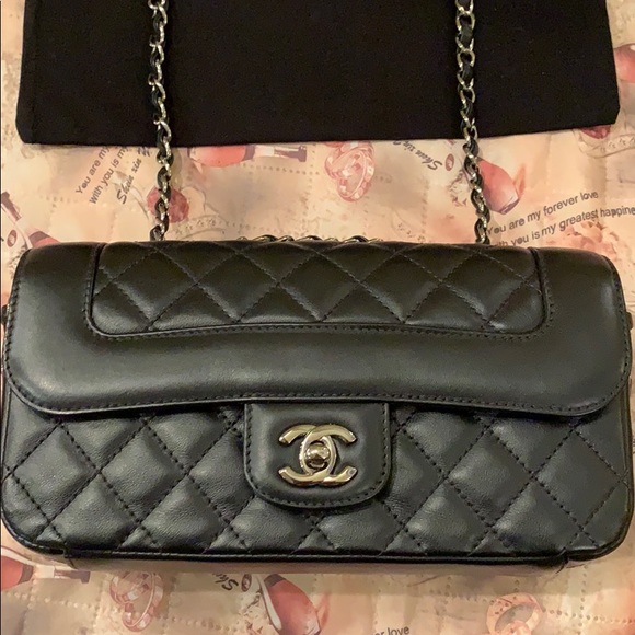 CHANEL Handbags - Chanel bag